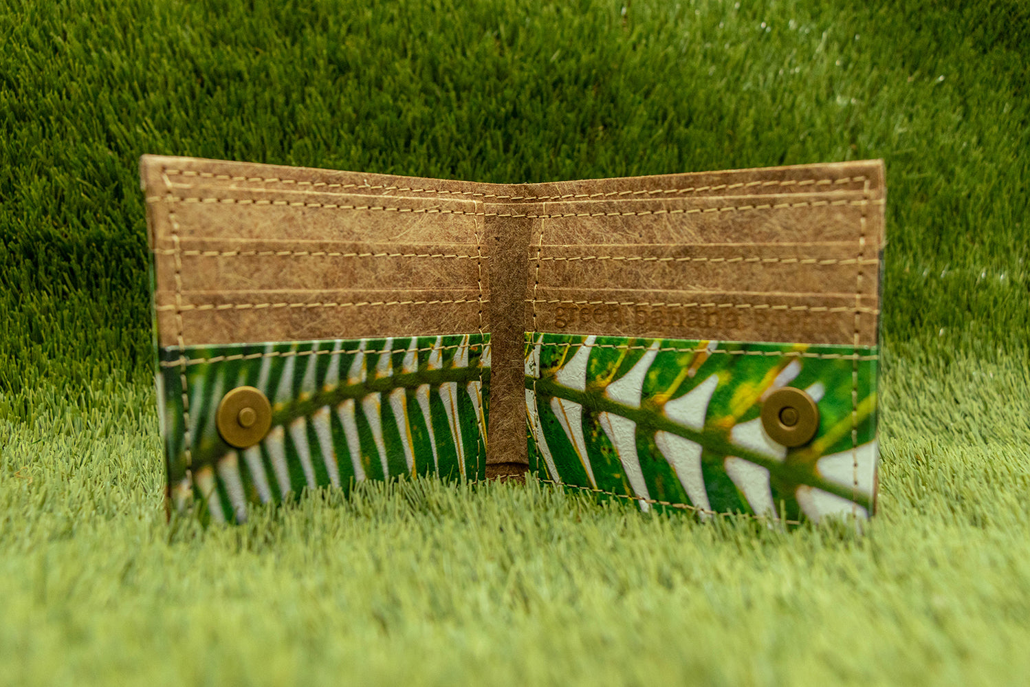 Bifold Wallet (Coconut Leaf)